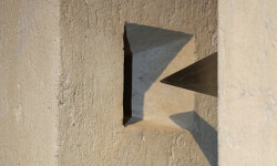 Mauro Staccioli, cemento, galleria Il Ponte, Firenze