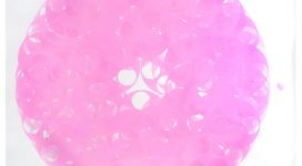 Soonja Han, Smelling pink flower, 2017, acrylic on canvas, 140x140x5 cm